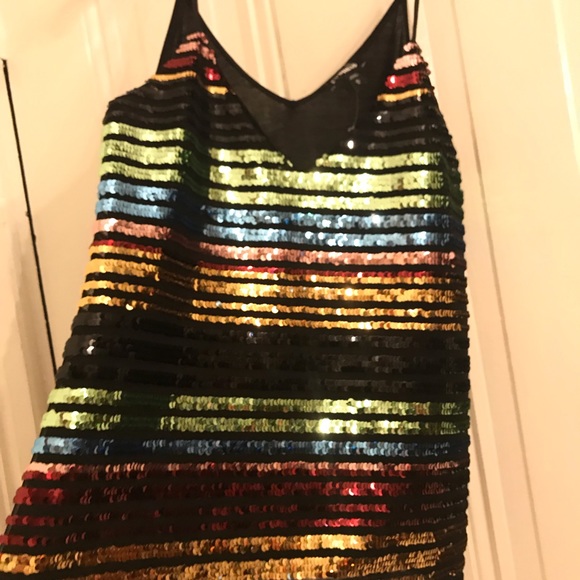 Express Multi-colored sequin top. - Picture 1 of 6